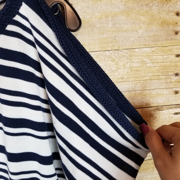 Trina Turk Cold Shoulder Dolman Sleeve Top - Picture 5 of 7